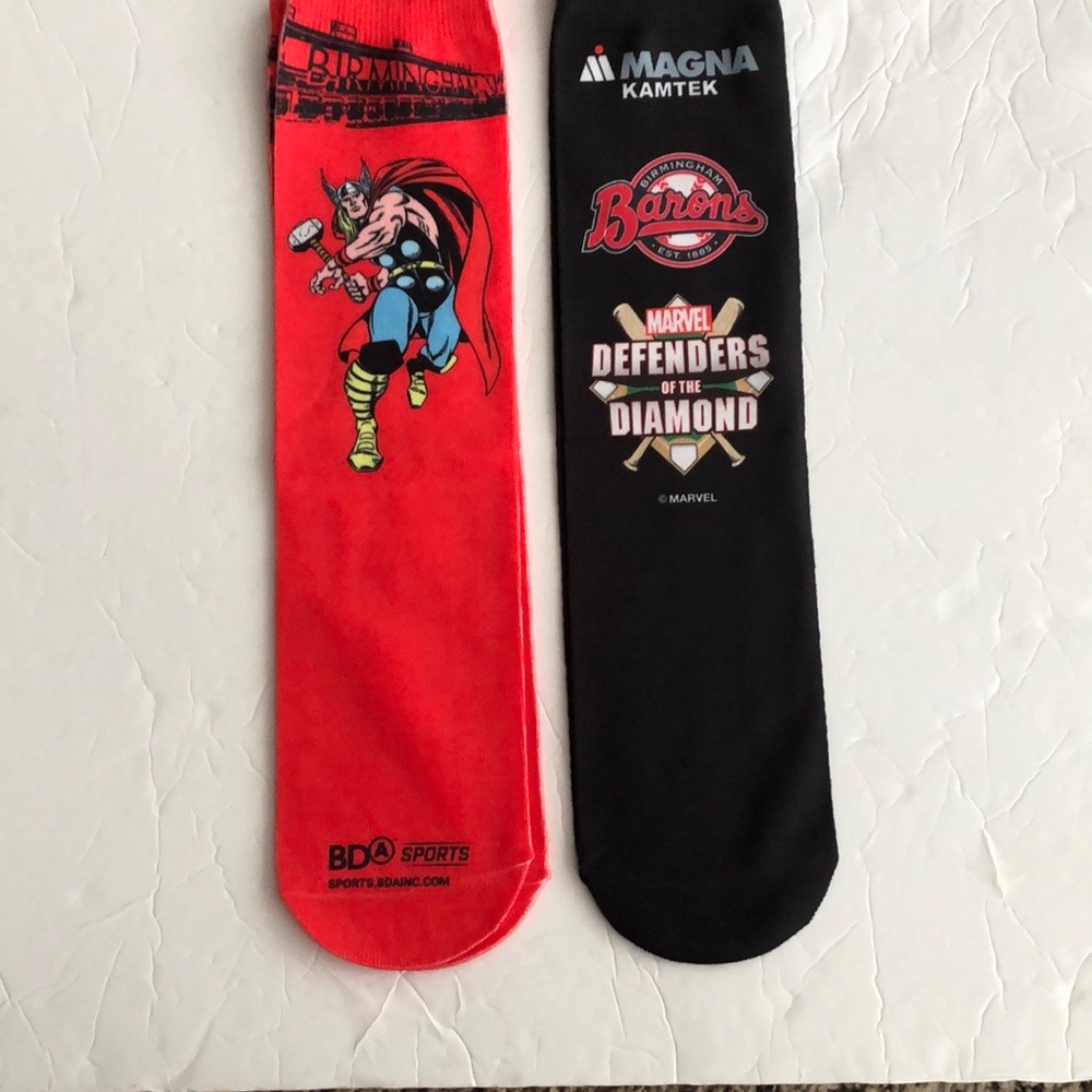 Socks Women or Men Marvel’s Thor God of Thunder Baseball Red Black One Size NWOT